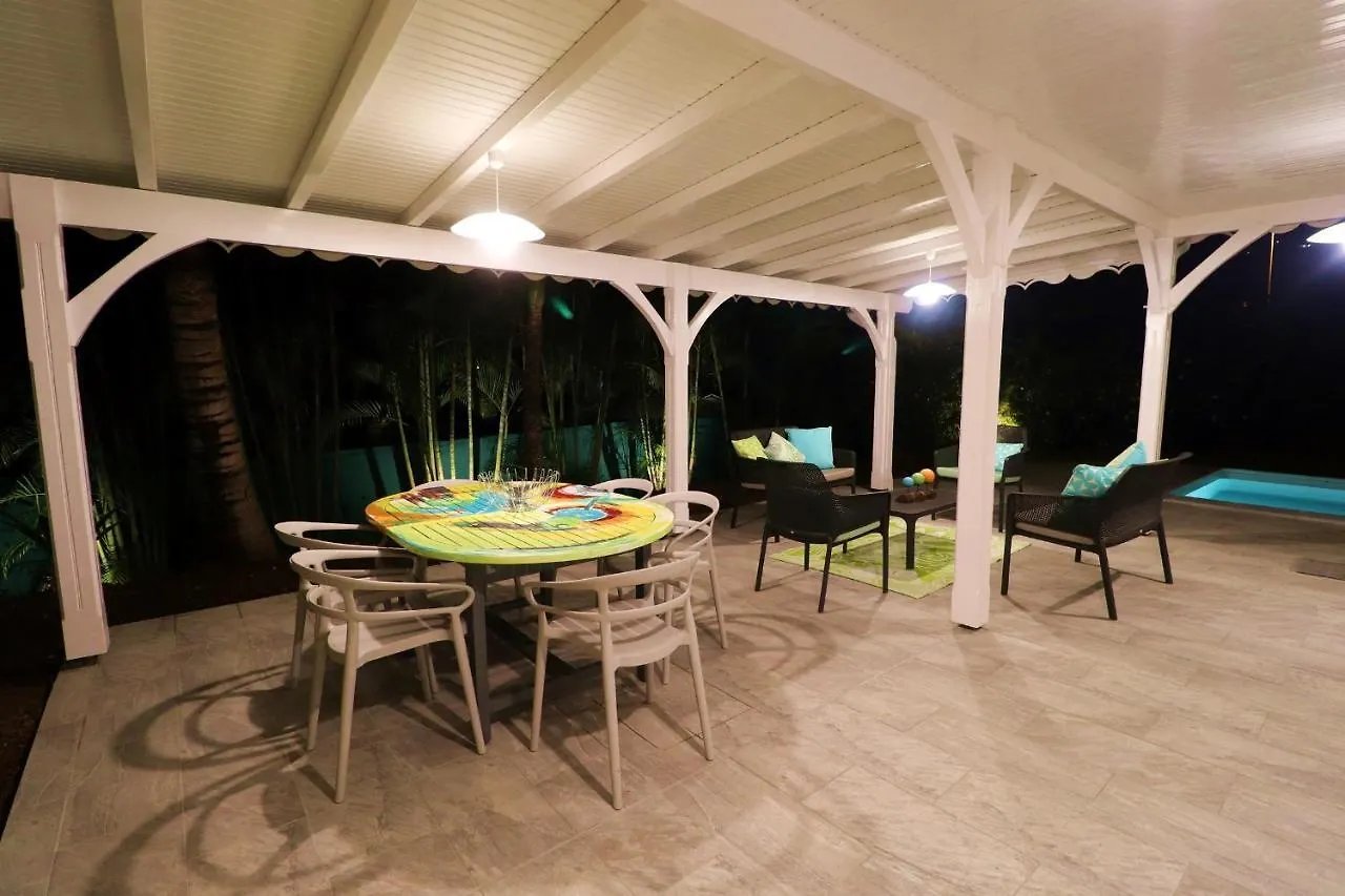 Villa 200M From The Beach Mqsl17 상트루스 0*,
